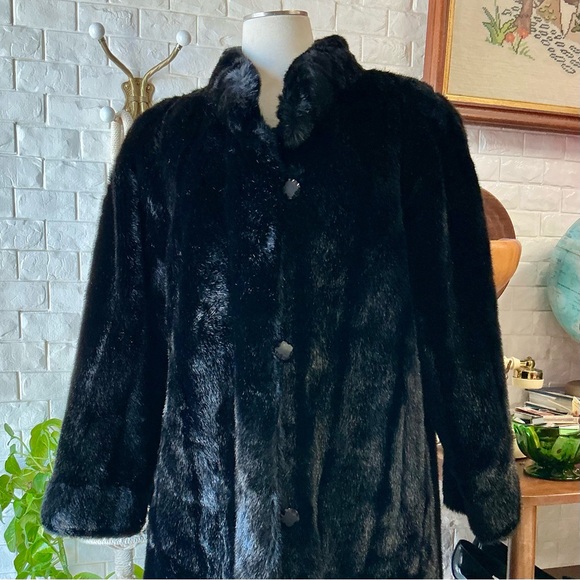 Vintage Marvin Richards Long Black Plush Faux Fur Overcoat Reversible Nylon Coat - Picture 3 of 9